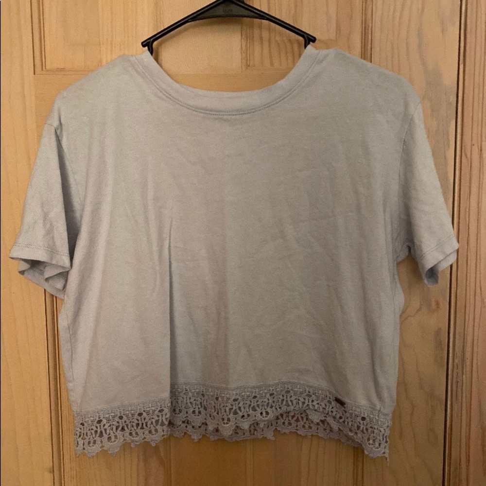 Hollister Cropped Lacey T Shirt